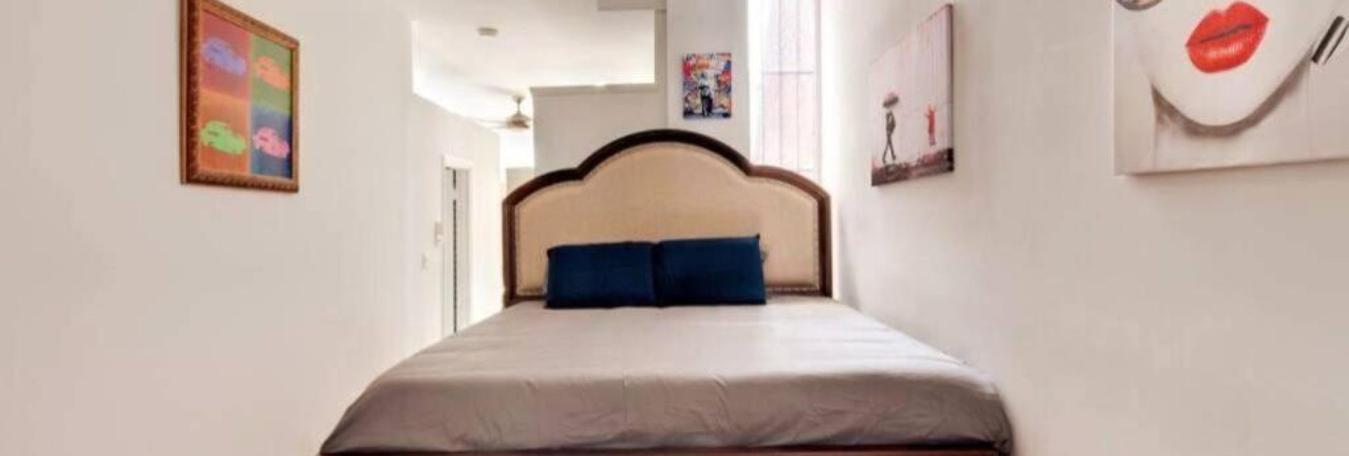 PRIVATE HOT TUB – The Art Suite – Capital HILL DC