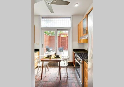 The Art Suite with PRIVATE HOT TUB – Capital Hill DC