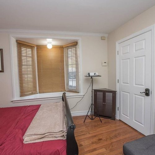 Pool Table Room – Queen Village